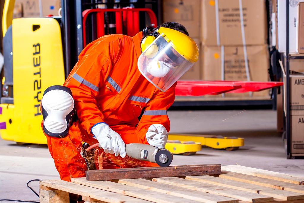 Warehouse safety monitoring system
